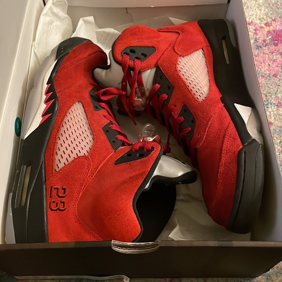 Air Jordan Retro 5 Raging Bull (2021) size 13 - Picture 7 of 8